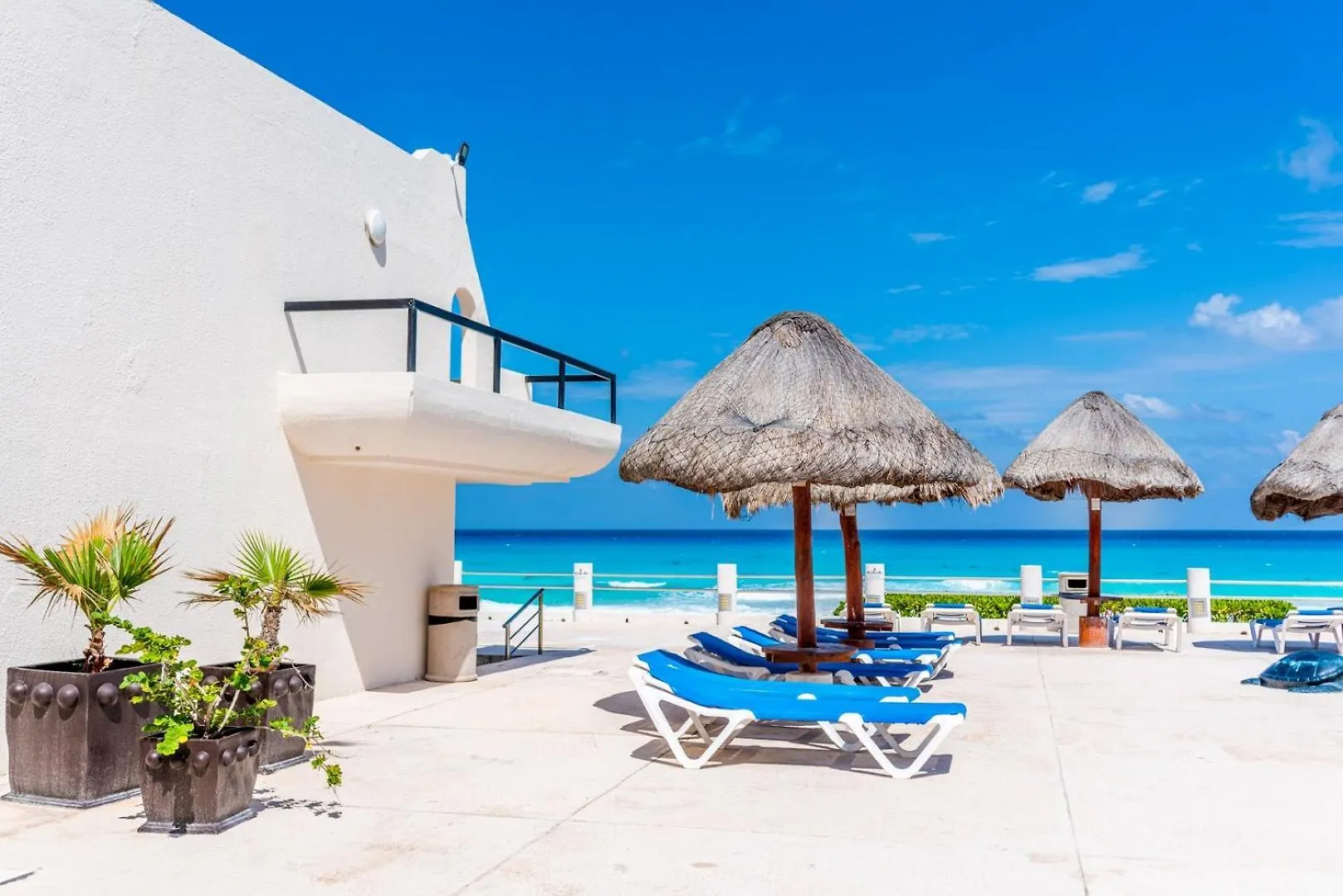 Ocean View, 2 Bedrooms, King Beds Beach Access Cancun Meksika