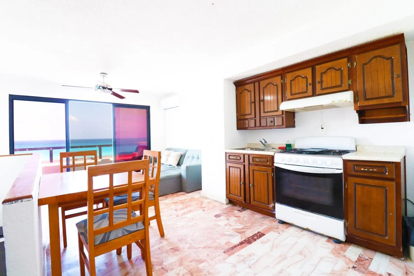 Ocean View, 2 Bedrooms, King Beds Beach Access Cancun 0*,