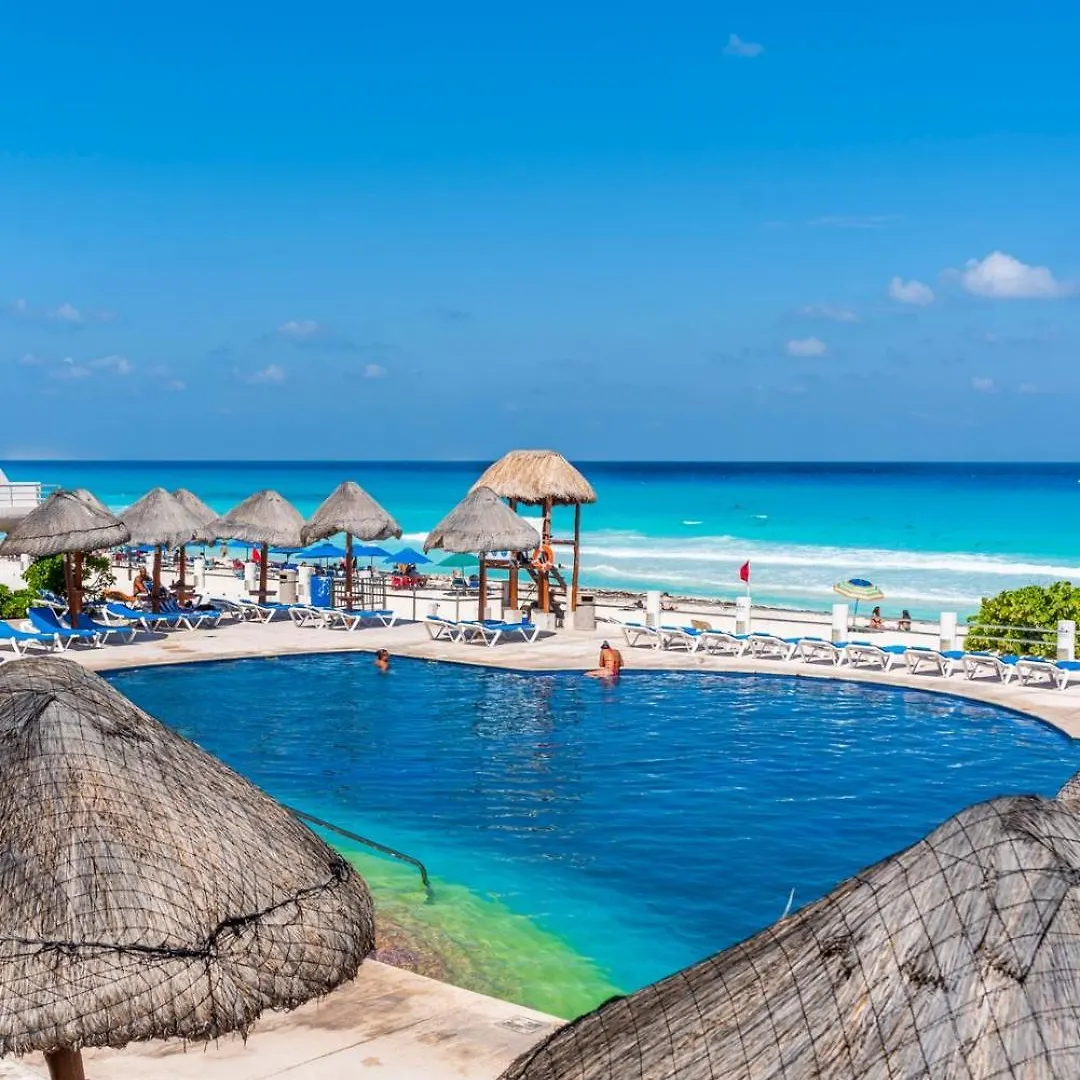 Ocean View, 2 Bedrooms, King Beds Beach Access كانكون