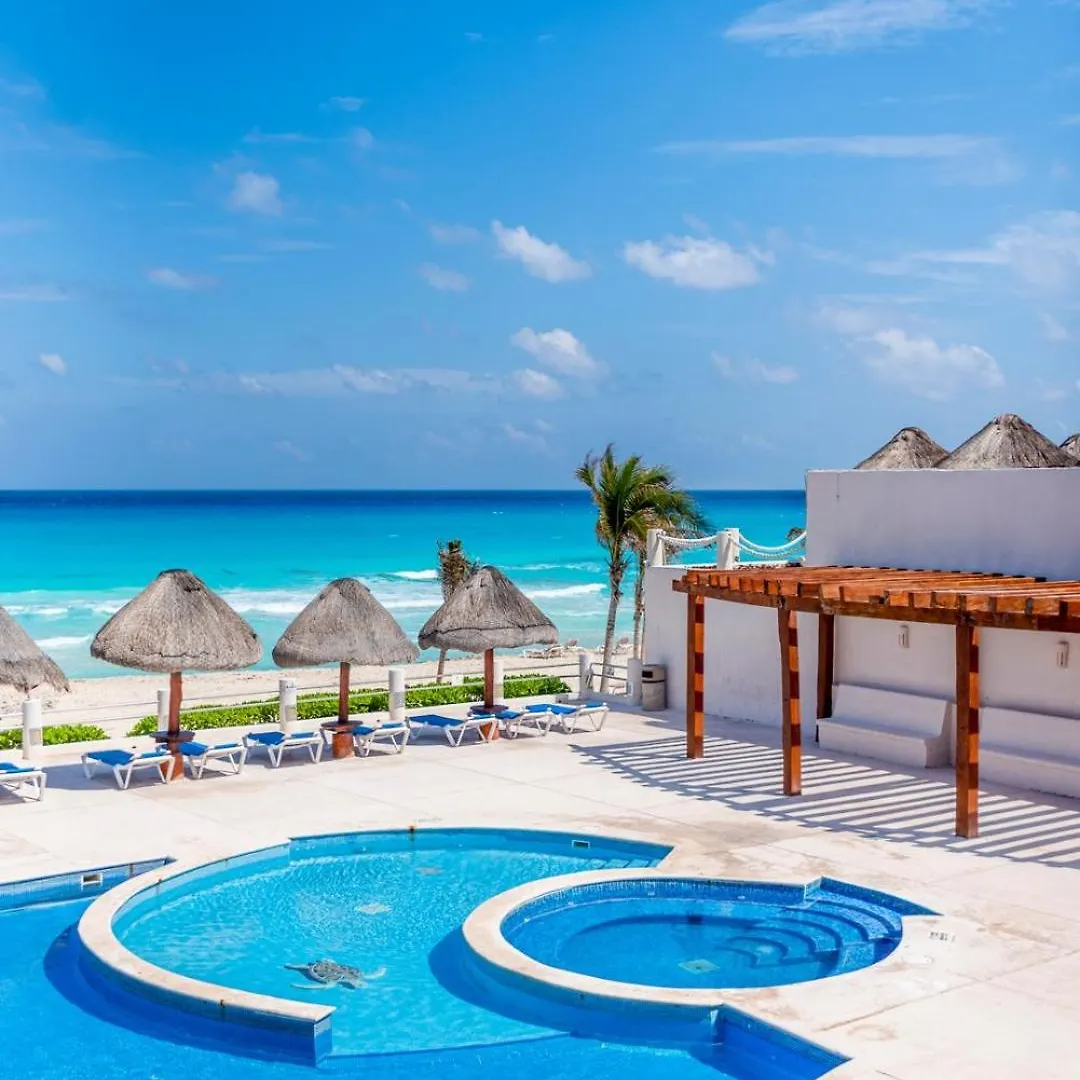 Ocean View, 2 Bedrooms, King Beds Beach Access 칸쿤 아파트