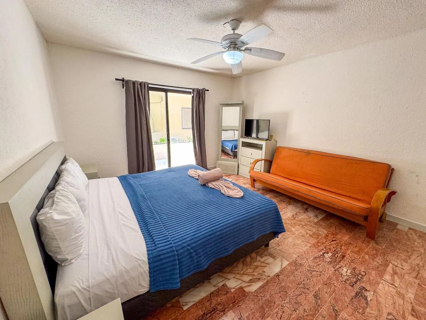 Ocean View, 2 Bedrooms, King Beds Beach Access 칸쿤