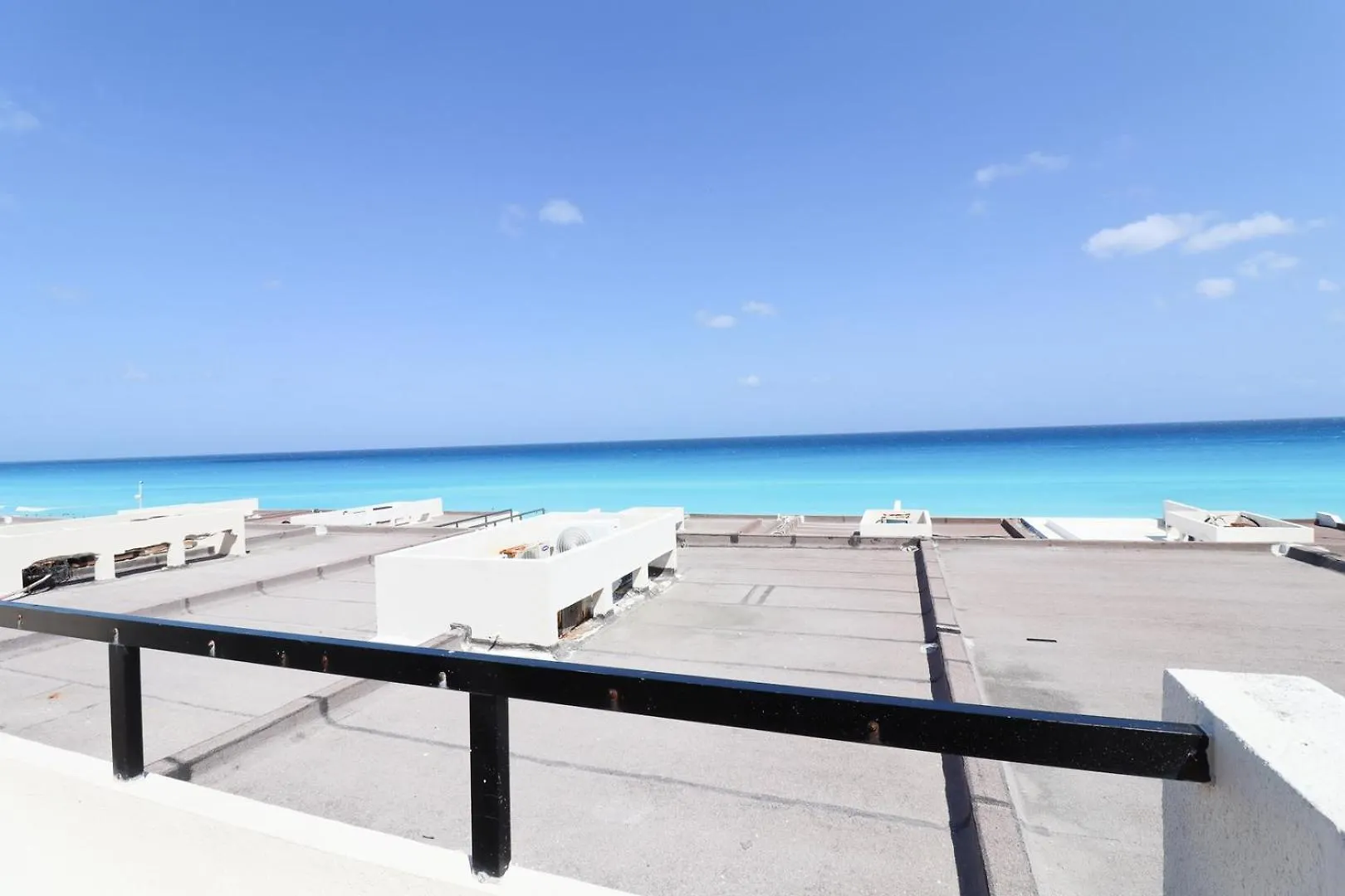 Ocean View, 2 Bedrooms, King Beds Beach Access 칸쿤 0*,  멕시코